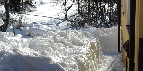 Domek v zimě - když je bohatá zima